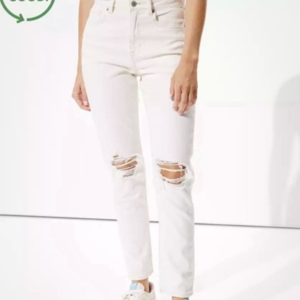 NWT American Eagle Mom jeans